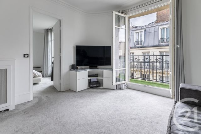 Appartement F2 à vendre - 2 pièces - 41.26 m2 - PARIS - 75017 - ILE-DE-FRANCE - Century 21 Plaine Monceau